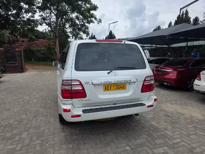 Picture of Toyota Land Cruiser 2005