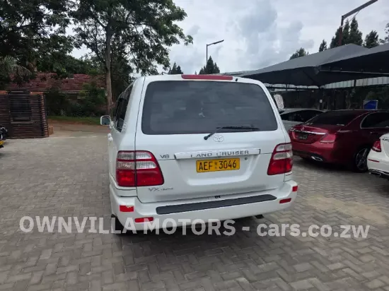 Picture of Toyota Land Cruiser 2005