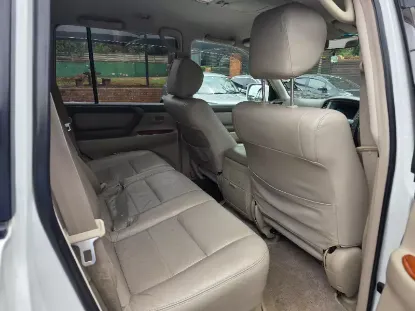 Picture of Toyota Land Cruiser 2005