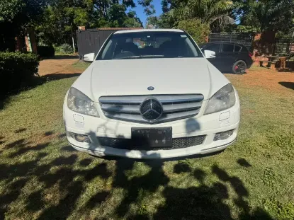 Picture of Mercedes Benz C-Class 2010
