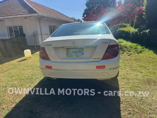 Picture of Mercedes Benz C-Class 2010