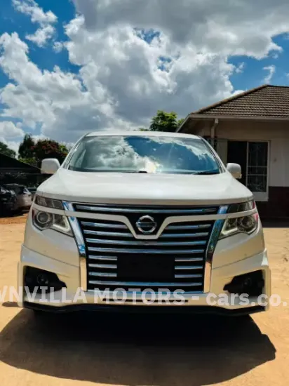 Picture of Nissan Elgrand 2018