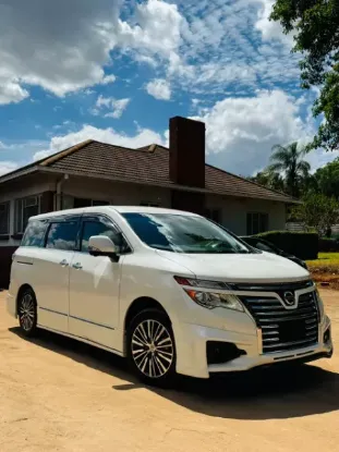 Picture of Nissan Elgrand 2018