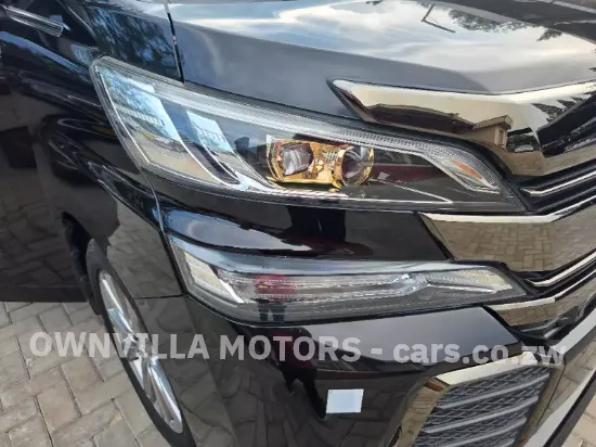 Picture of Toyota Vellfire 2020