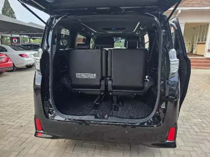 Picture of Toyota Vellfire 2020
