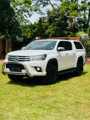 Picture of Toyota Hilux 2017