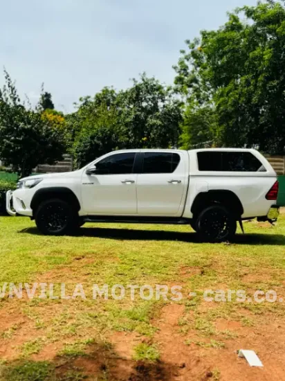 Picture of Toyota Hilux 2017