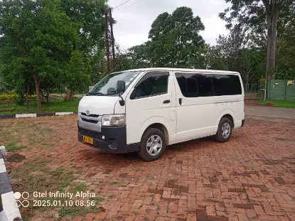 Picture of Toyota Hiace 10 seater (baby quantum) $100