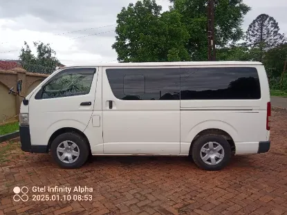 Picture of Toyota Hiace 10 seater (baby quantum) $100