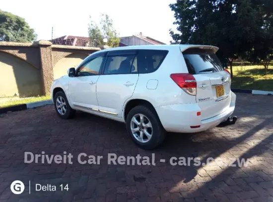 Picture of Toyota Vanguard $80/day plus$300 refundable deposit