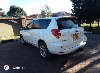 Picture of Toyota Vanguard $80/day plus$300 refundable deposit