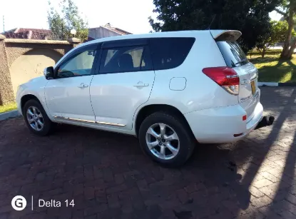 Picture of Toyota Vanguard $80/day plus$300 refundable deposit