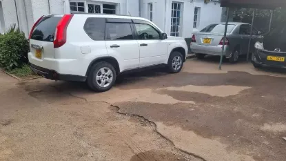 Picture of Nissan Xtrail (Mid SUVs) .