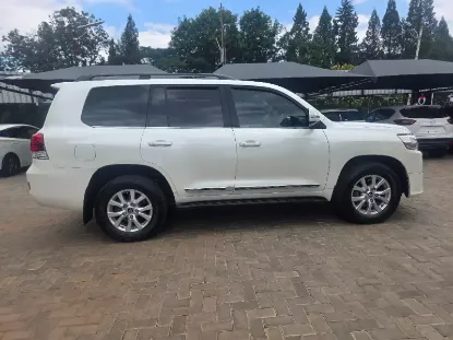 Picture of Toyota Land Cruiser 2019