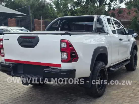 Picture of Toyota Hilux 2021