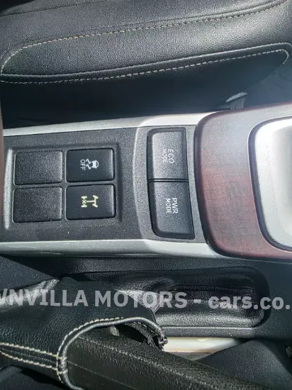 Picture of Toyota Hilux 2021