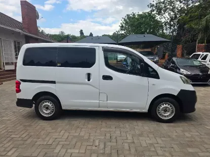 Picture of Nissan NV200 2016