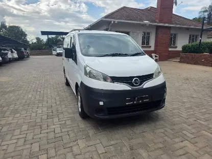 Picture of Nissan NV200 2016