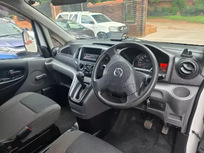 Picture of Nissan NV200 2016