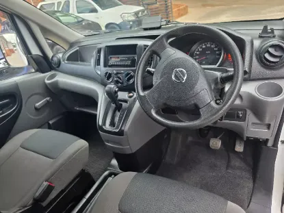 Picture of Nissan NV200 2016