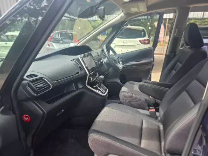Picture of Nissan Serena 2017