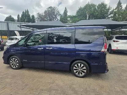 Picture of Nissan Serena 2017