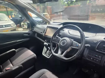 Picture of Nissan Serena 2017