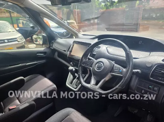 Picture of Nissan Serena 2017
