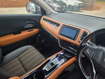 Picture of Honda Vezel 2016