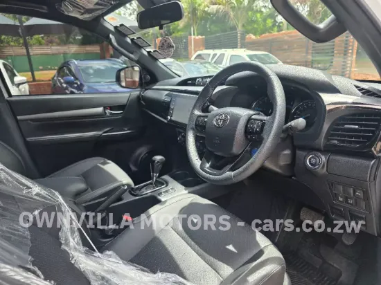 Picture of Toyota Hilux 2023