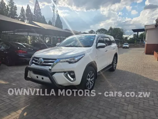 Picture of Toyota Fortuner 2018
