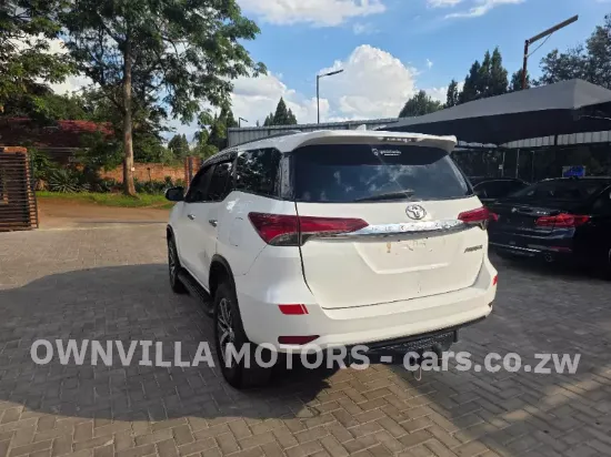 Picture of Toyota Fortuner 2018