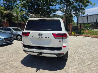 Picture of Toyota Land Cruiser 2024