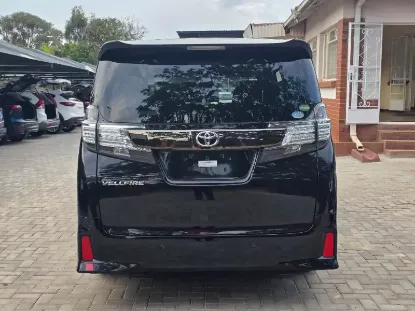 Picture of Toyota Vellfire 2020