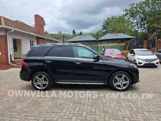 Picture of Mercedes Benz GLE 2017
