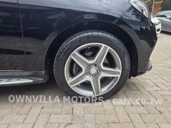 Picture of Mercedes Benz GLE 2017