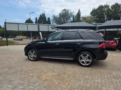 Picture of Mercedes Benz GLE 2017