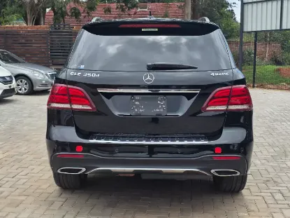 Picture of Mercedes Benz GLE 2017