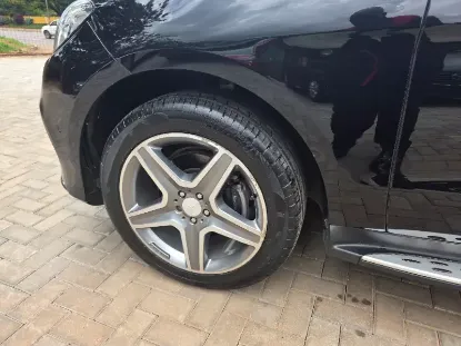 Picture of Mercedes Benz GLE 2017