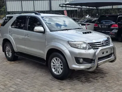 Picture of Toyota Fortuner 2014