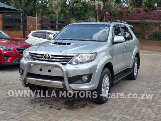 Picture of Toyota Fortuner 2014