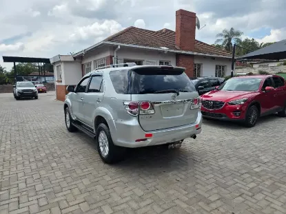 Picture of Toyota Fortuner 2014