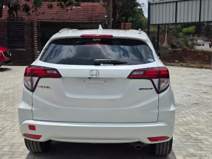 Picture of Honda Vezel 2016