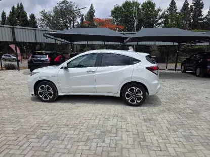 Picture of Honda Vezel 2016