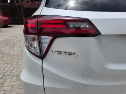 Picture of Honda Vezel 2016