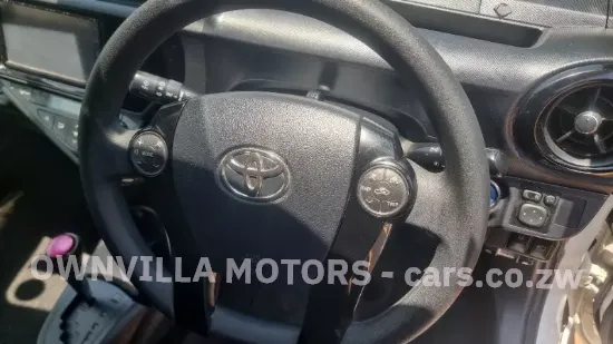 Picture of Toyota Aqua 2017