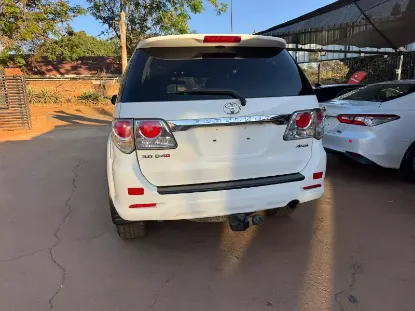 Picture of Toyota Fortuner 2015