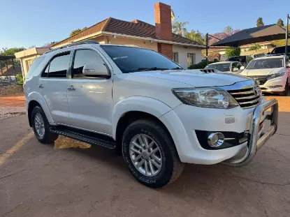Picture of Toyota Fortuner 2015