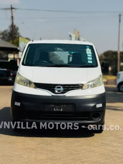 Picture of Nissan NV200 2015