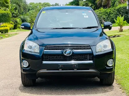 Picture of Toyota Rav4 2015
